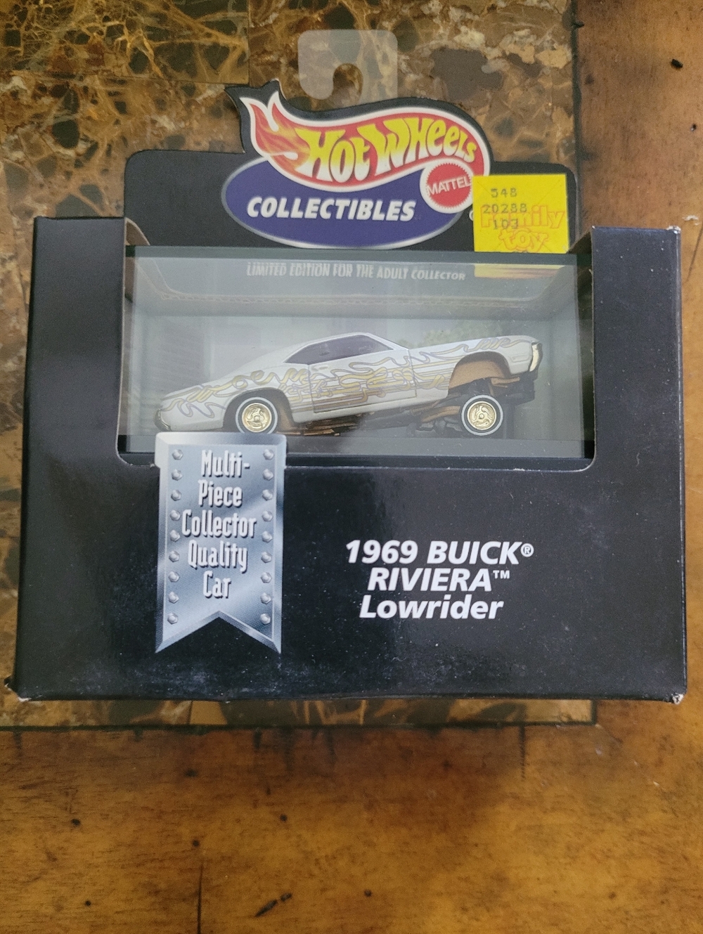 Hot Wheels Collectibles 1969 Buick Riviera Lowrider